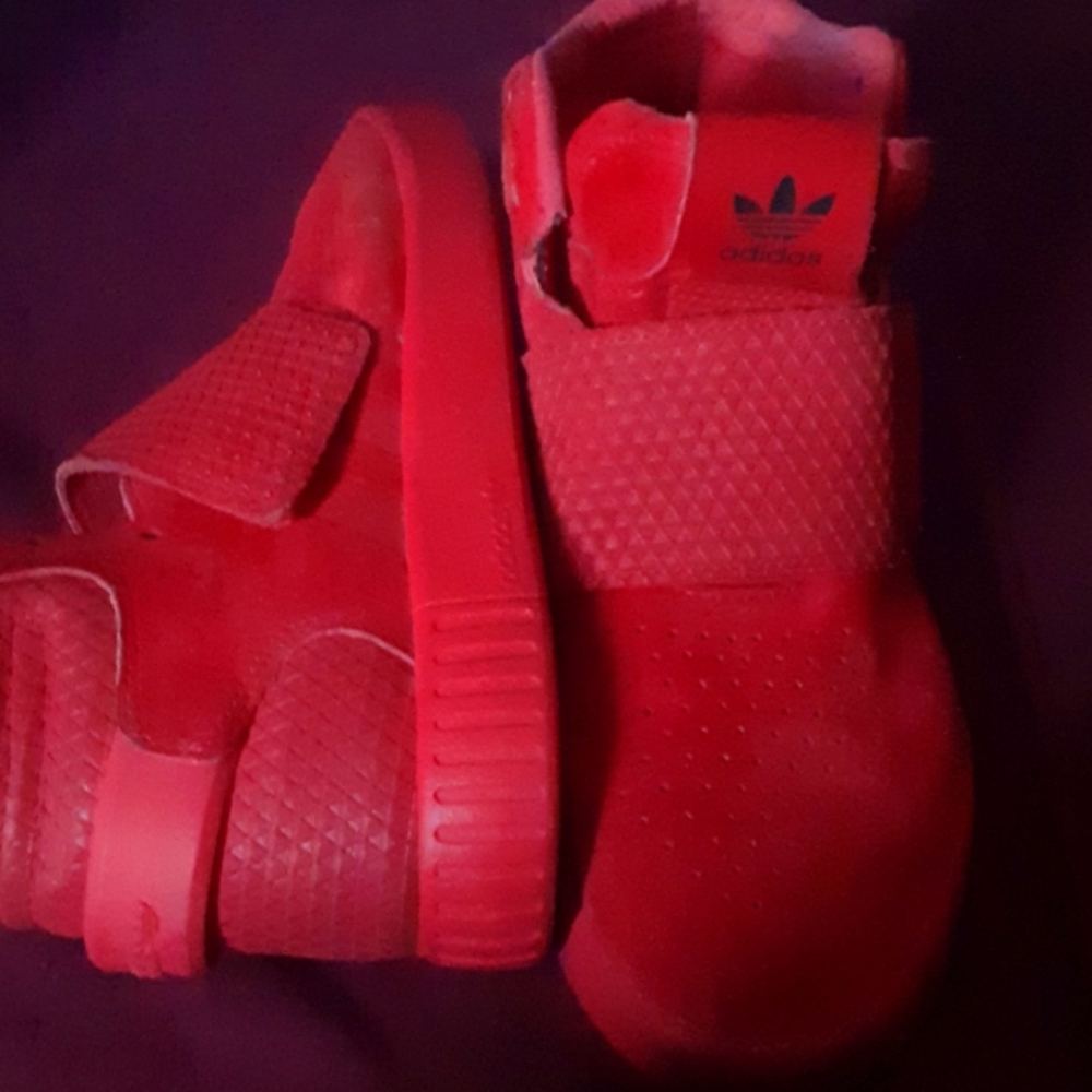 Adidas tubular